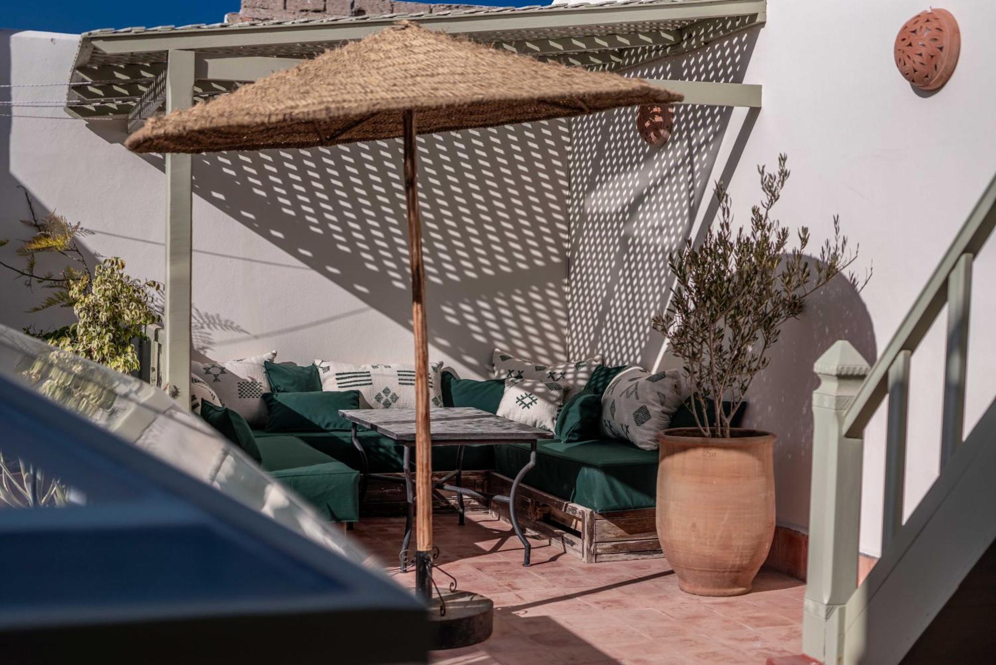 Riad Petite Reverie Эс-Сувейра Экстерьер фото